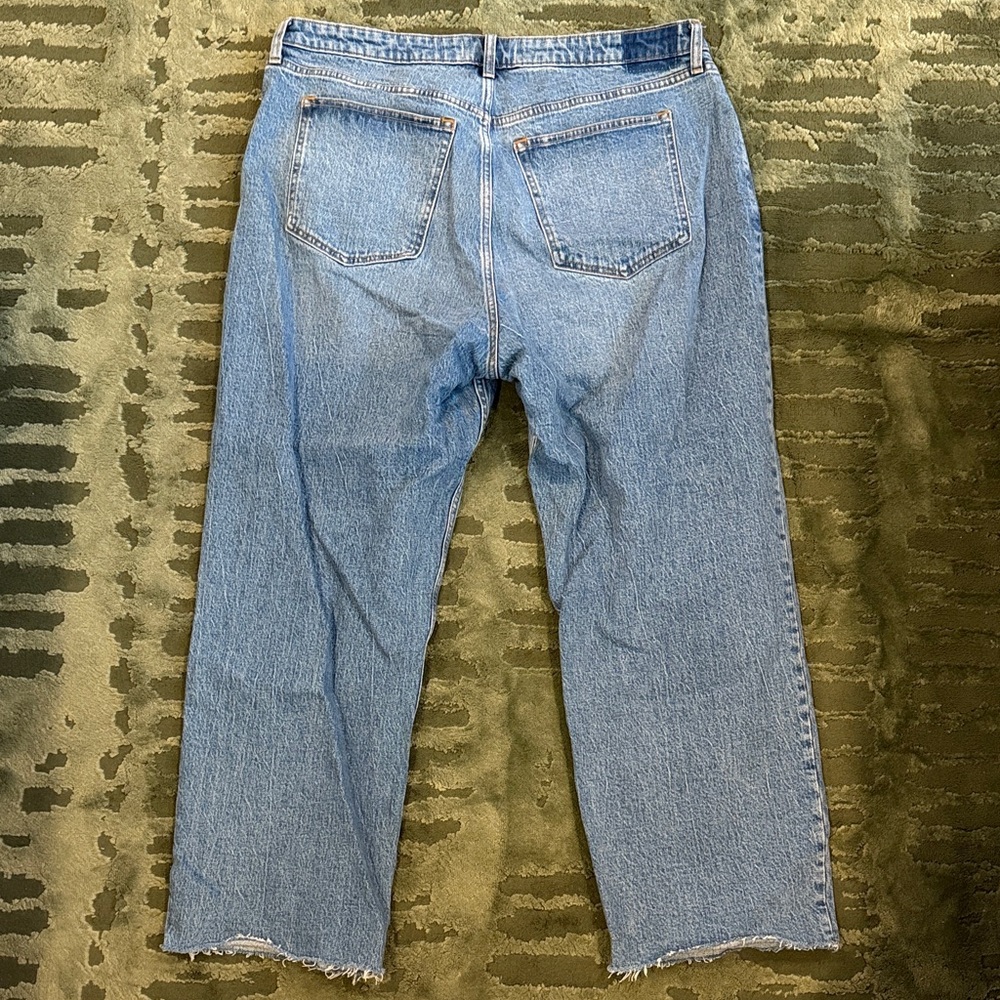 Light Wash Straight Leg Jeans - Picture 2 of 3